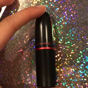Mac lady Gaga viva glam gaga 2 lipstick